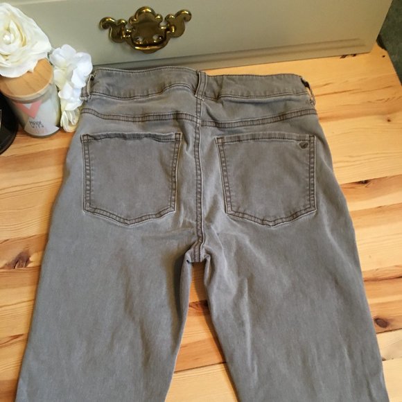 2 Pairs Distressed Ripped Comfy Mom Stretch Jeans - Picture 15 of 16